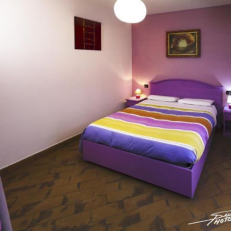 La Folaga Bed & Breakfast Gavirate Bagian luar foto