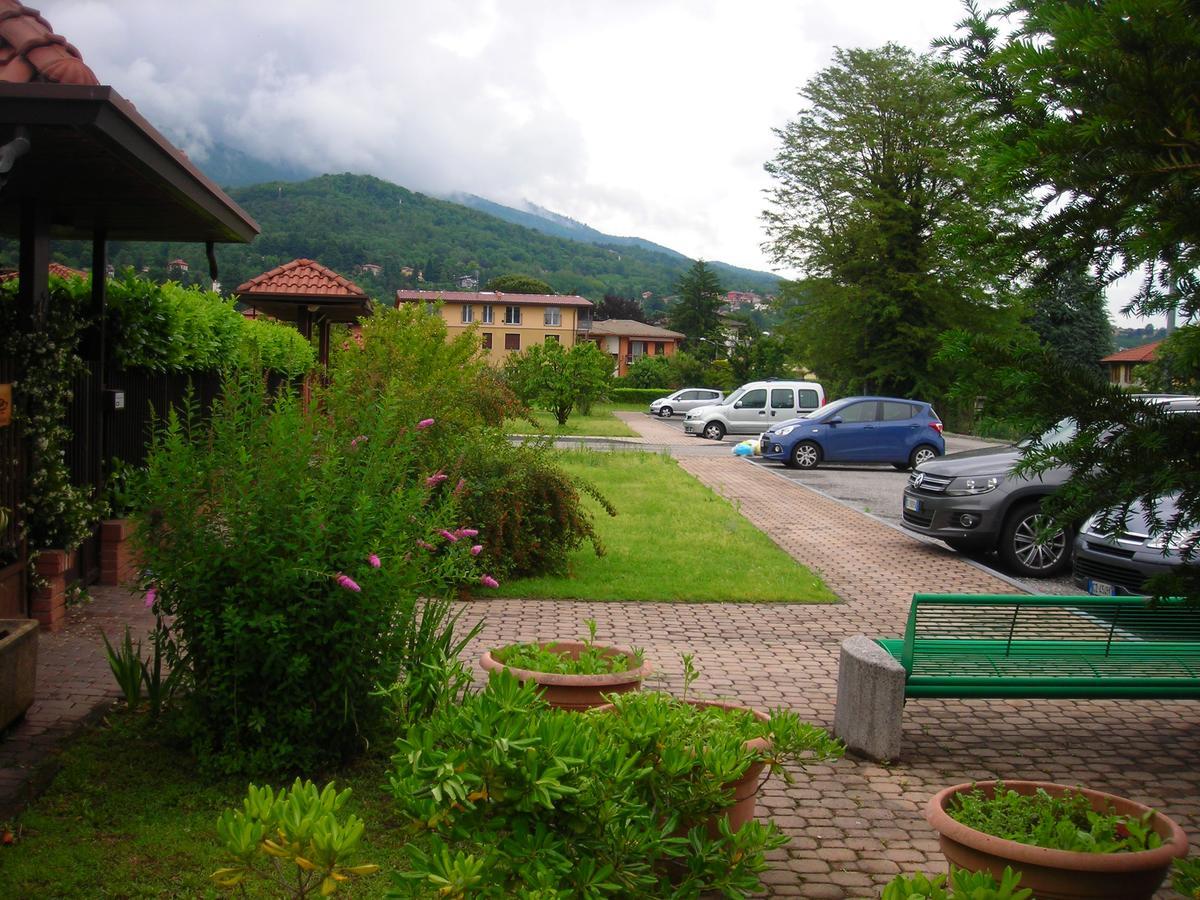 La Folaga Bed & Breakfast Gavirate Bagian luar foto